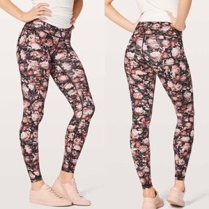 Lululemon Wunder Under High-Rise Tight 28” Peony Floral Sz 6